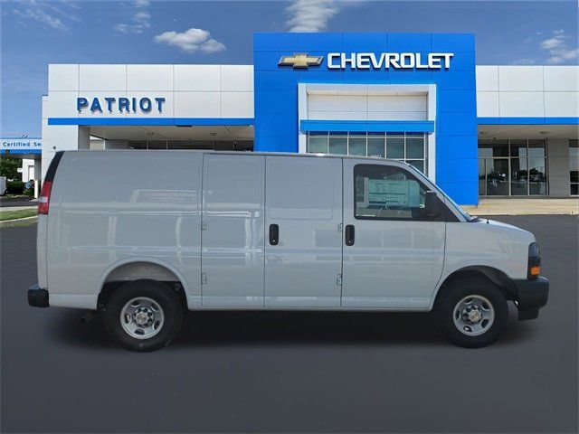 2024 Chevrolet Express Base