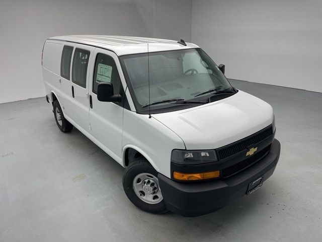 2024 Chevrolet Express Base