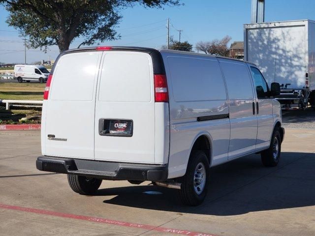 2024 Chevrolet Express Base