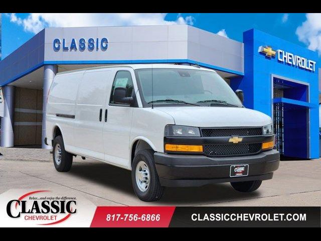 2024 Chevrolet Express Base