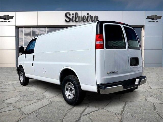 2024 Chevrolet Express Base