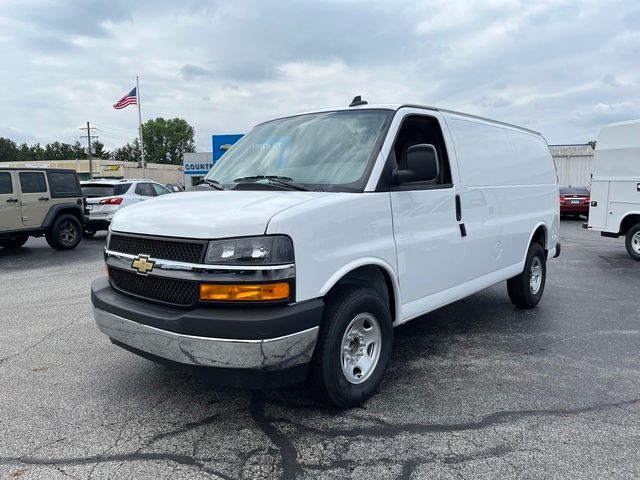 2024 Chevrolet Express Base