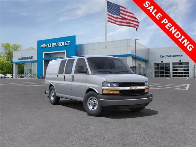 2024 Chevrolet Express Base