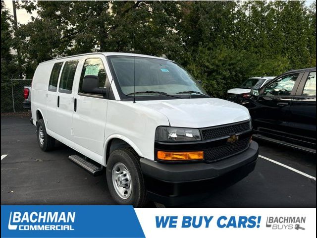 2024 Chevrolet Express Base