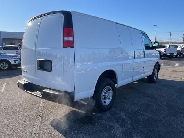 2024 Chevrolet Express Base