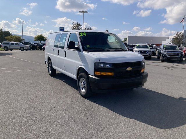 2024 Chevrolet Express Base