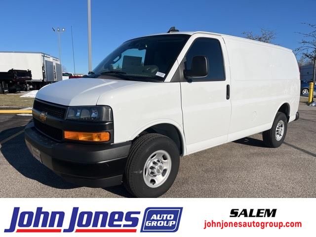 2024 Chevrolet Express Base