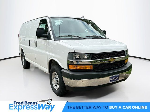 2024 Chevrolet Express Base