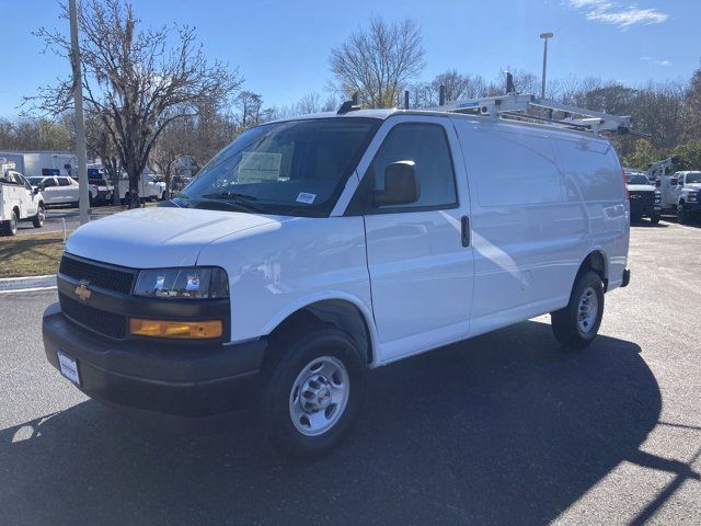 2024 Chevrolet Express Base