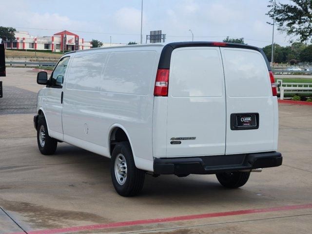 2024 Chevrolet Express Base