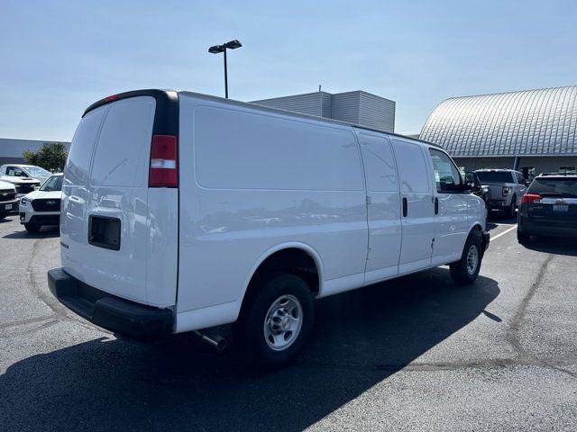 2024 Chevrolet Express Base