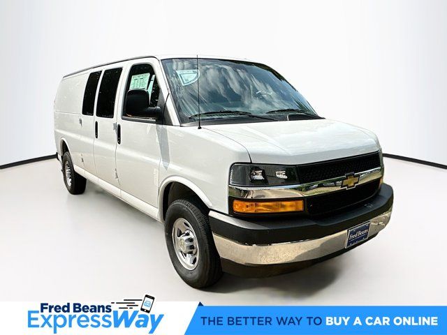 2024 Chevrolet Express Base