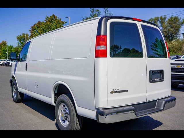 2024 Chevrolet Express Base