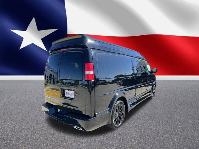 2024 Chevrolet Express Base