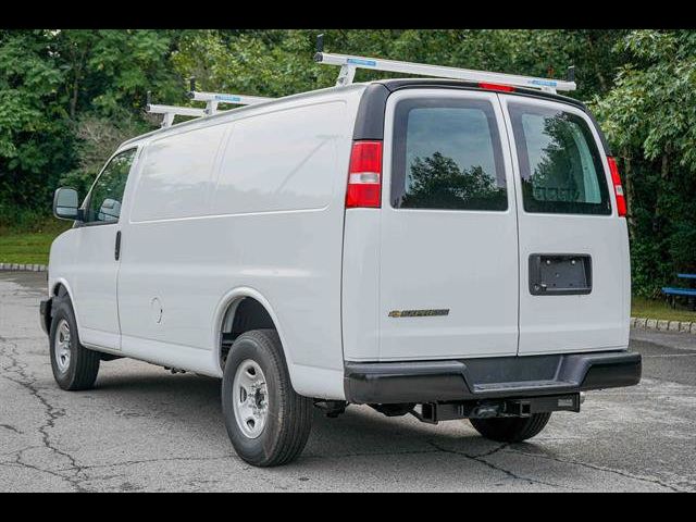 2024 Chevrolet Express Base