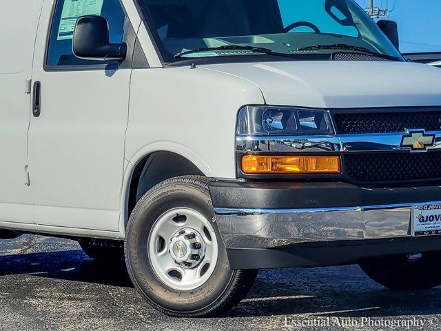 2024 Chevrolet Express Base