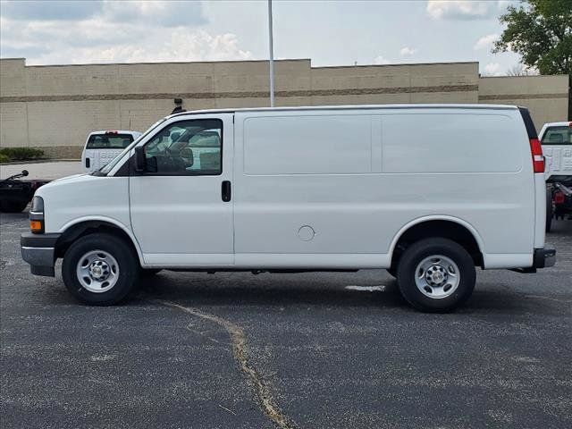 2024 Chevrolet Express Base