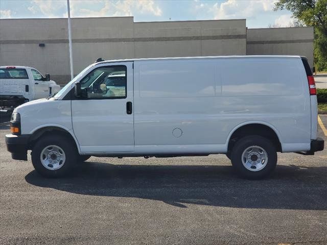 2024 Chevrolet Express Base