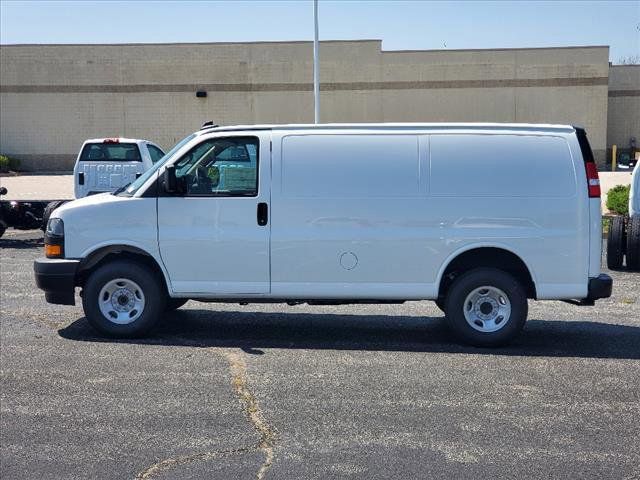 2024 Chevrolet Express Base