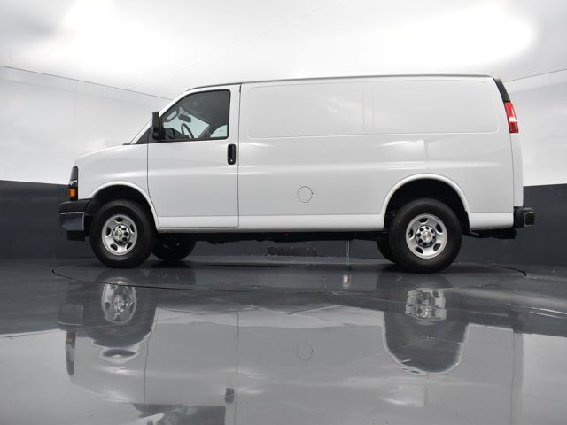 2024 Chevrolet Express Base