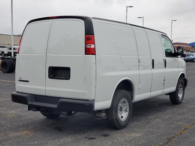 2024 Chevrolet Express Base