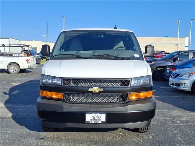 2024 Chevrolet Express Base