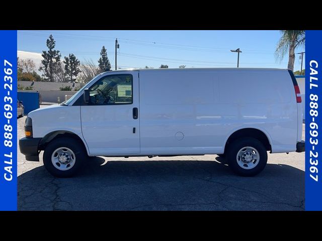 2024 Chevrolet Express Base