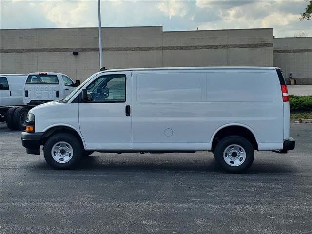 2024 Chevrolet Express Base