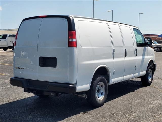 2024 Chevrolet Express Base