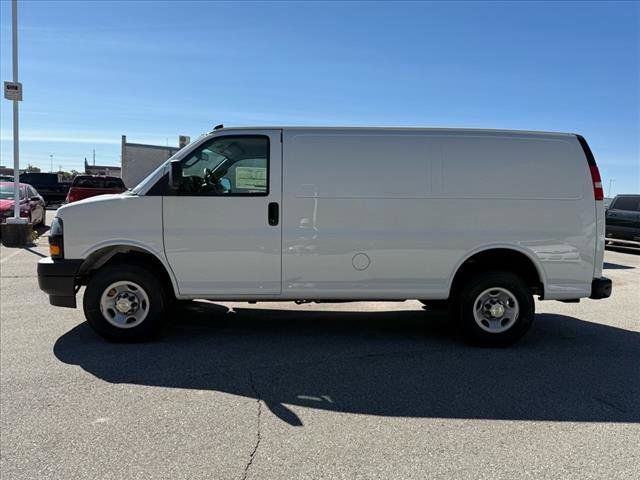 2024 Chevrolet Express Base