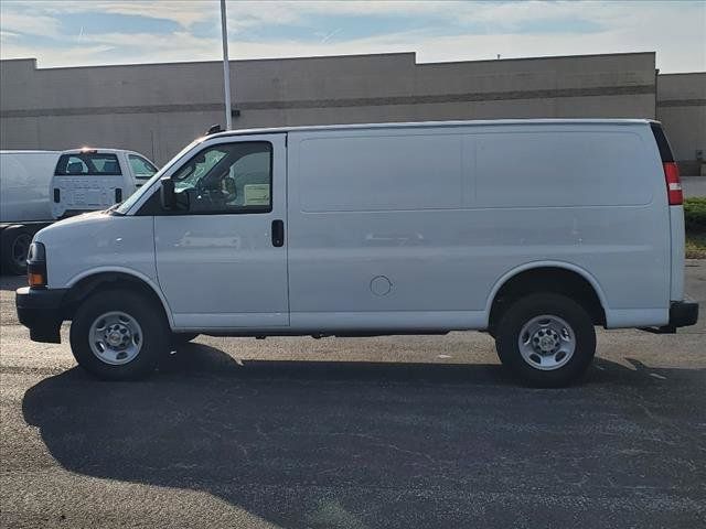 2024 Chevrolet Express Base