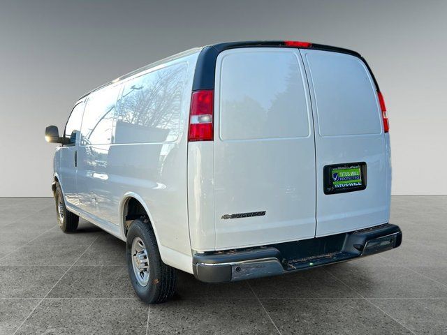 2024 Chevrolet Express Base