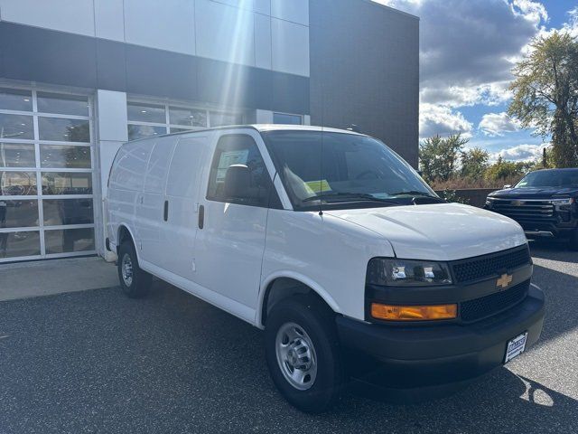 2024 Chevrolet Express Base