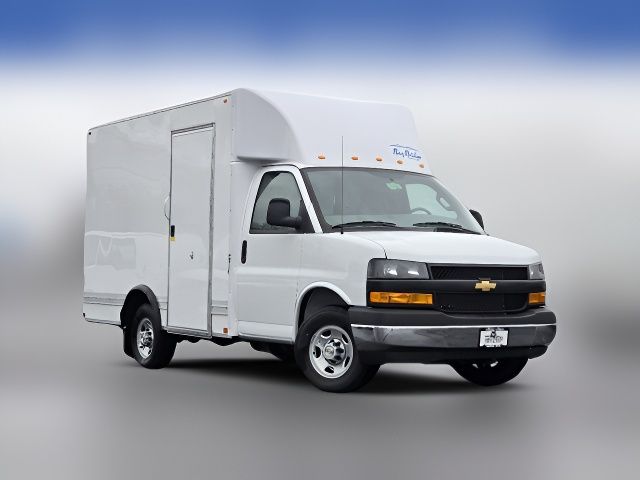 2024 Chevrolet Express Base
