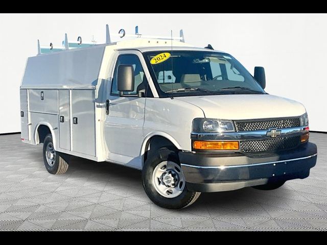 2024 Chevrolet Express Base