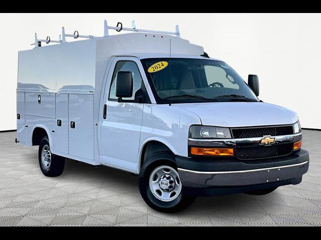 2024 Chevrolet Express Base