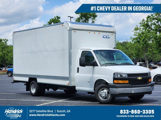 2024 Chevrolet Express Base