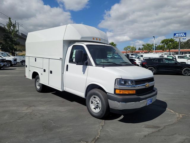 2024 Chevrolet Express Base