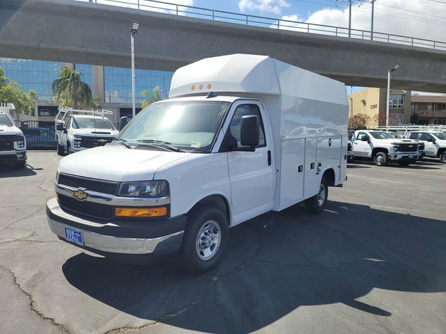 2024 Chevrolet Express Base