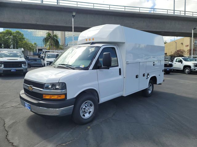 2024 Chevrolet Express Base