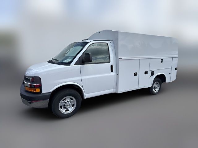 2024 Chevrolet Express Base
