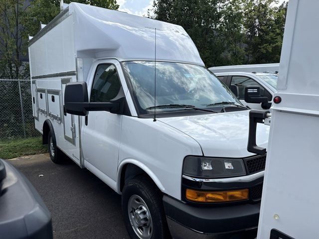 2024 Chevrolet Express Base