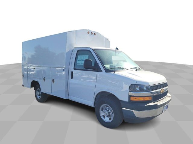 2024 Chevrolet Express Base