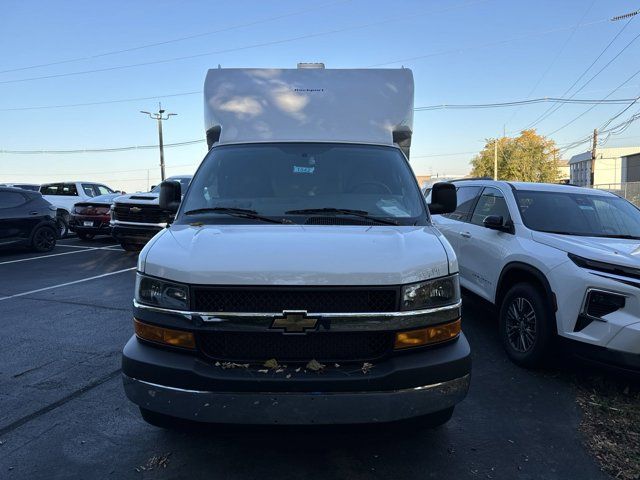 2024 Chevrolet Express Base