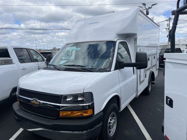 2024 Chevrolet Express Base