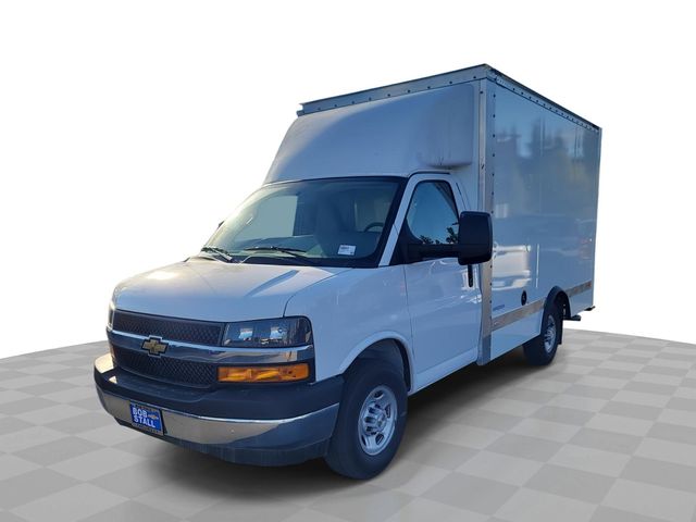 2024 Chevrolet Express Base