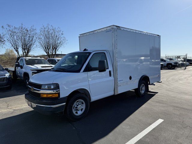 2024 Chevrolet Express Base