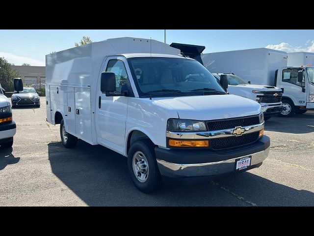 2024 Chevrolet Express Base