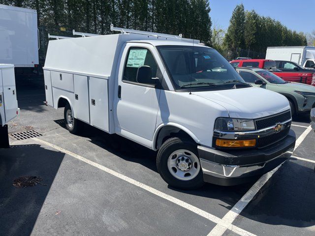 2024 Chevrolet Express Base