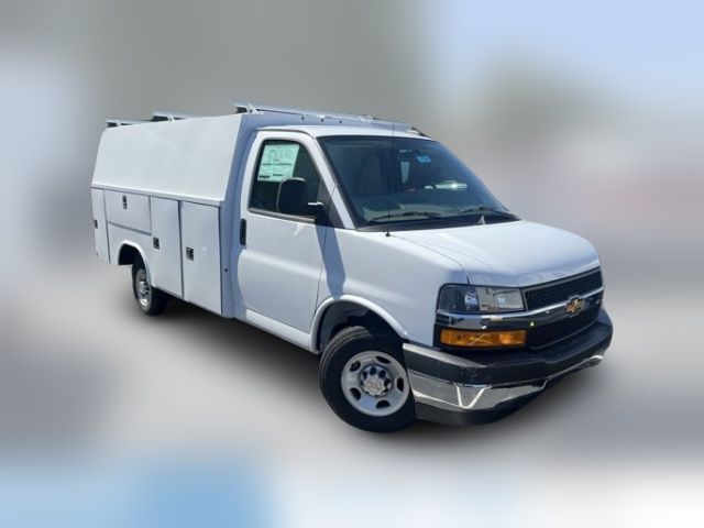 2024 Chevrolet Express Base